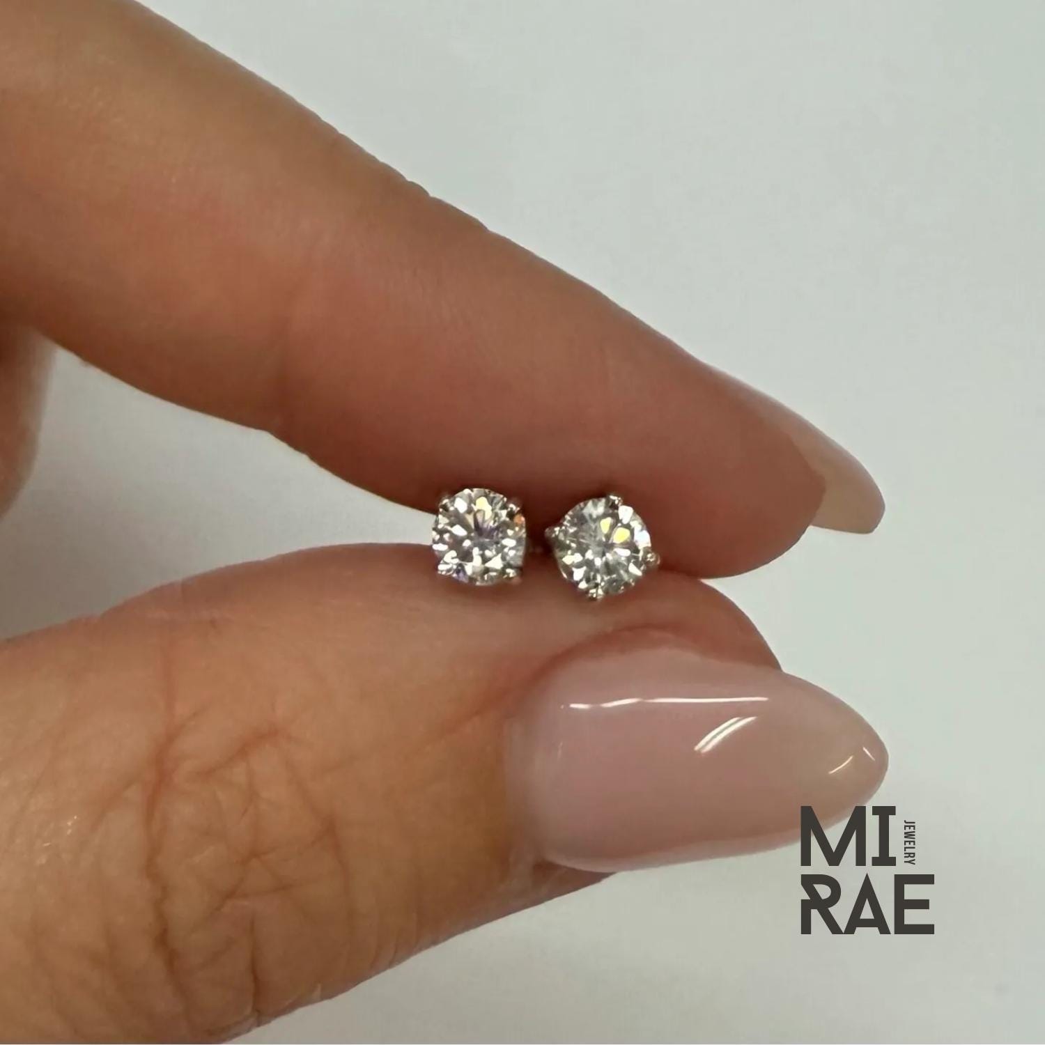 Lab Grown Diamond Stud Earrings: 14K Gold, Screw Back