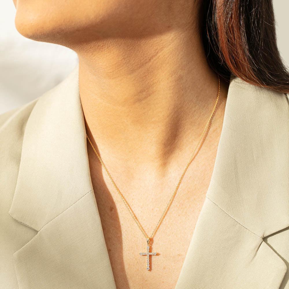 10K Gold Moissanite Cross Pendant: Dazzling Religious Necklace