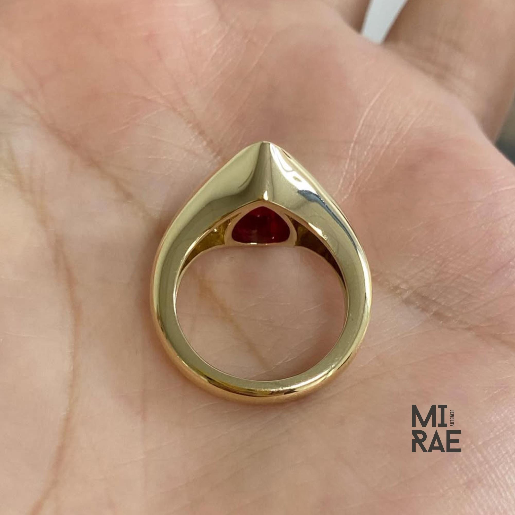 Pear Sapphire Signet Ring: 14K Yellow Gold Teardrop, Bezel Set