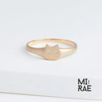 10K Gold Diamond Cat Signet Ring: Sapphire Odd-Eye, Minimalist Jewelry
