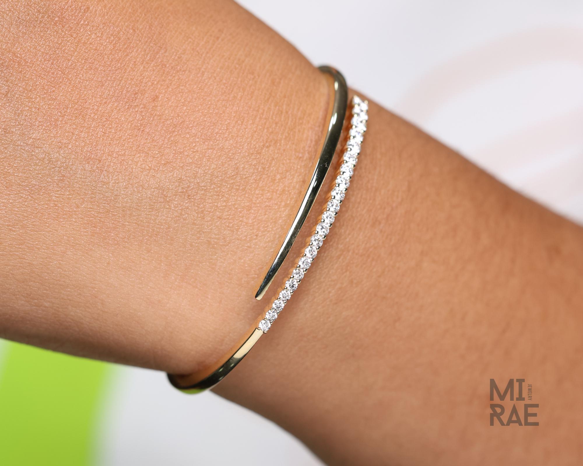 14K Gold Diamond Bangle Bracelet: 1ct Graduated Crossover Design