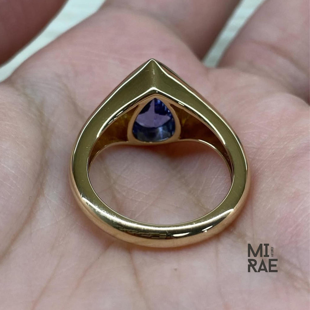Pear Sapphire Signet Ring: 14K Yellow Gold Teardrop, Bezel Set