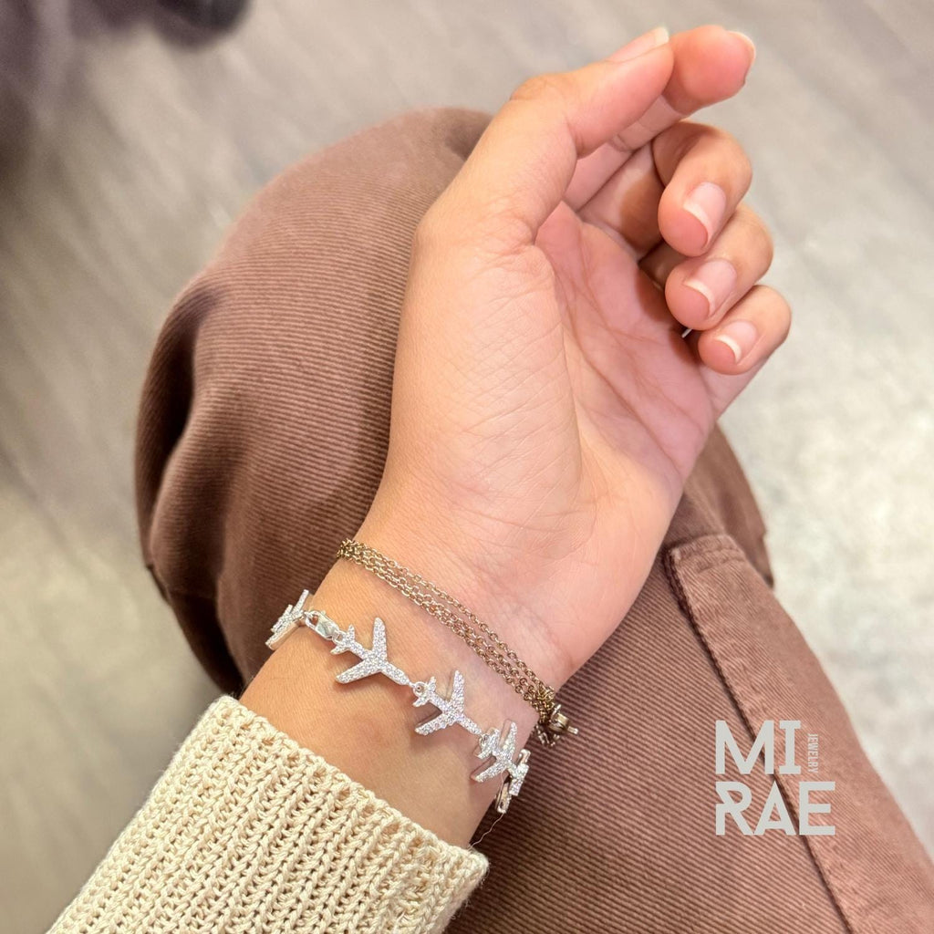Moissanite Airplane Bracelet, Traveler Gift, Dainty Airplane Tennis Paved Diamond Bracelet, Traveler Luxury Jewelry, Gift for Her